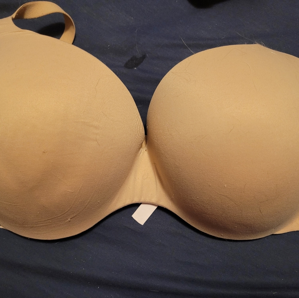 Victoria Secret 38DDD Bra